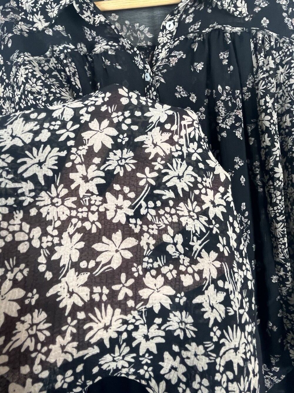 Free People Floral Sheer Bell Sleeve Button Front Boho Blouse Black Medium - Picture 10 of 11